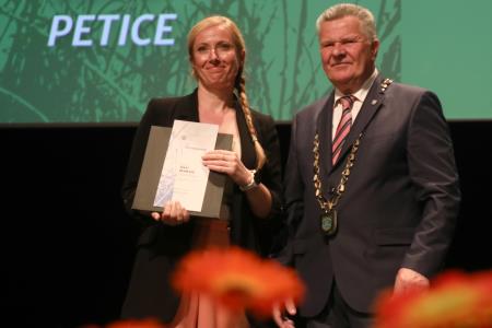 ZLATE PETICE 99f FOTO LJUBO VUKELIČ